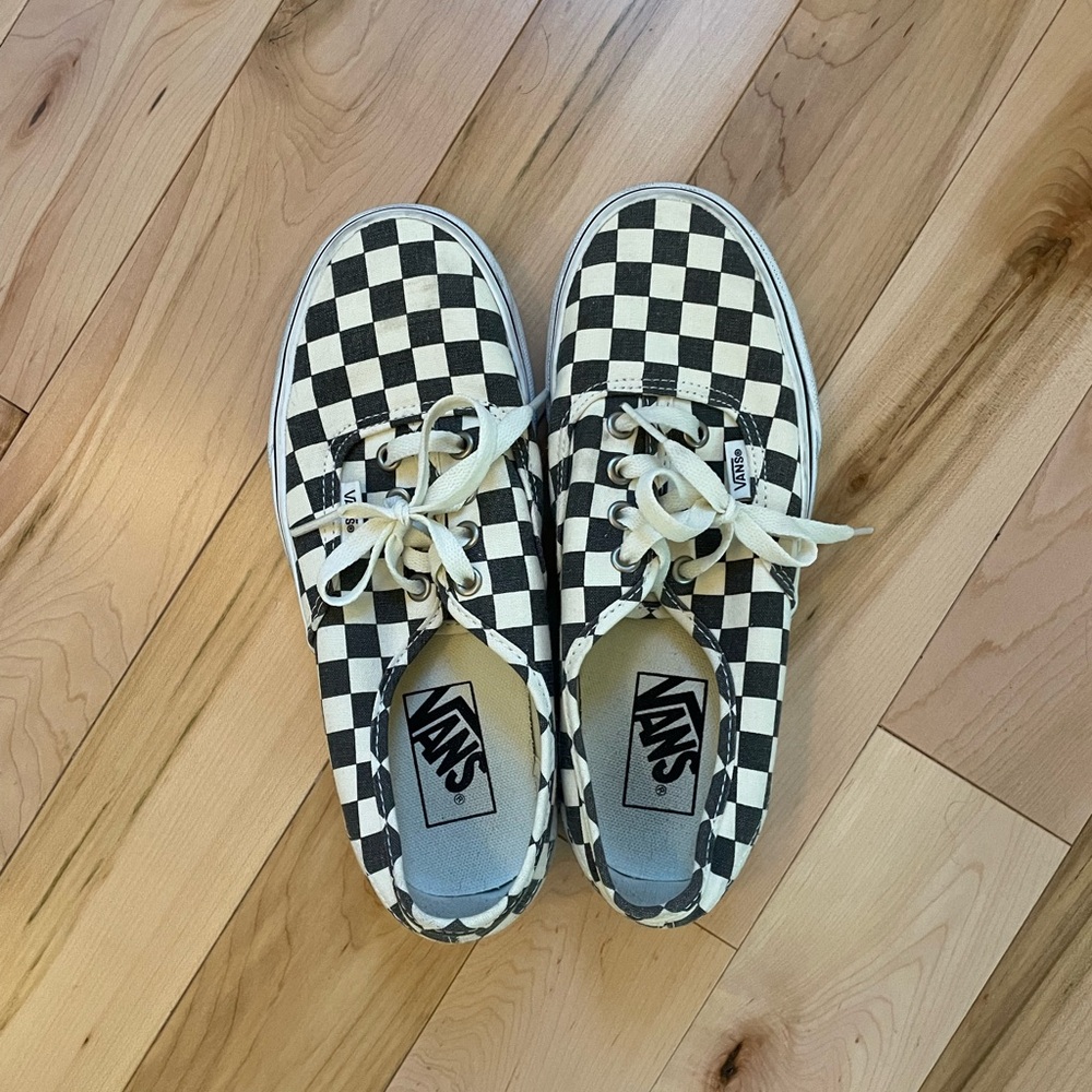 Worn a few times! Great condition